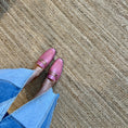 Load image into Gallery viewer, slides alba thulian pink leather