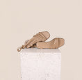 Load image into Gallery viewer, Sandals.