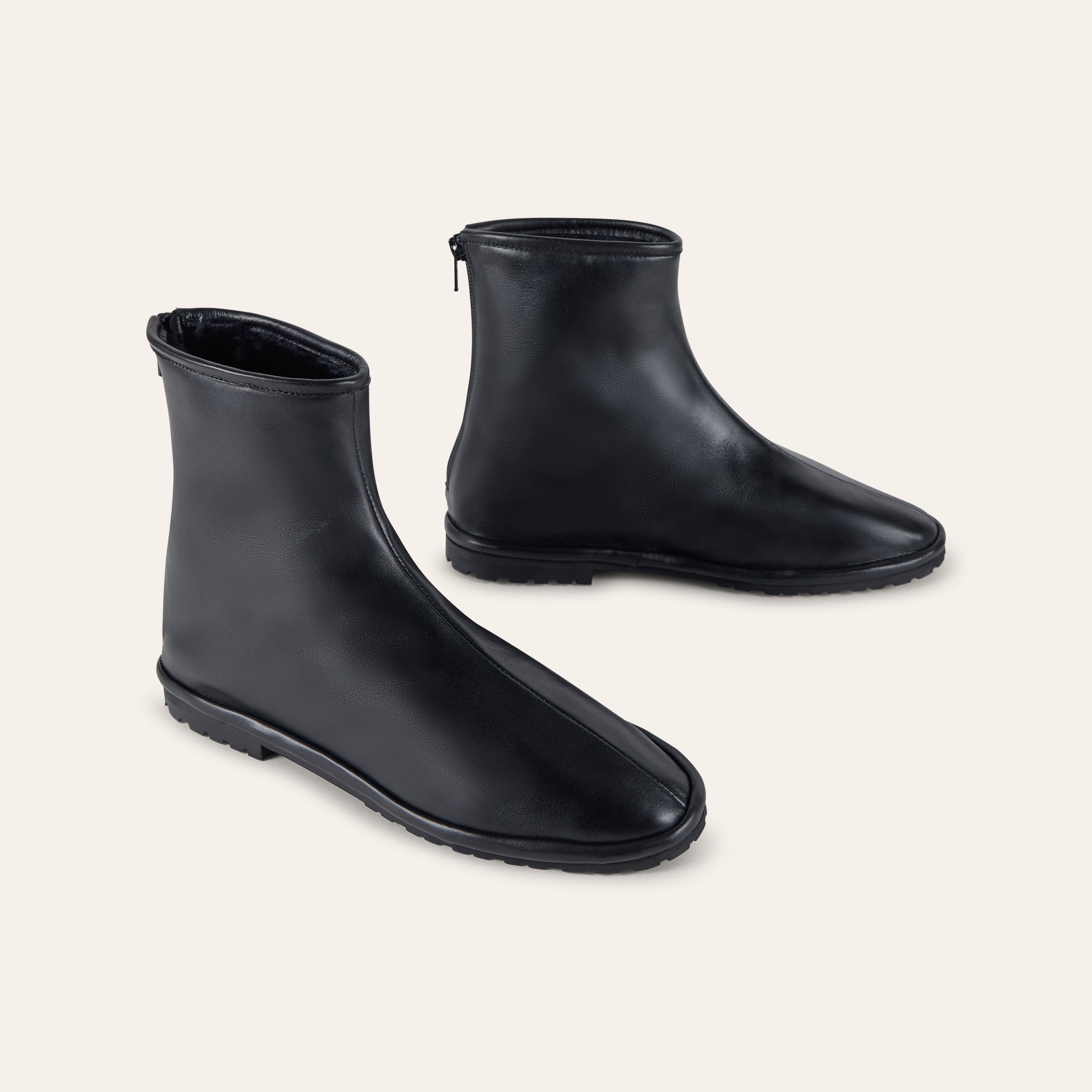 Ancona Shearling - Black Leather