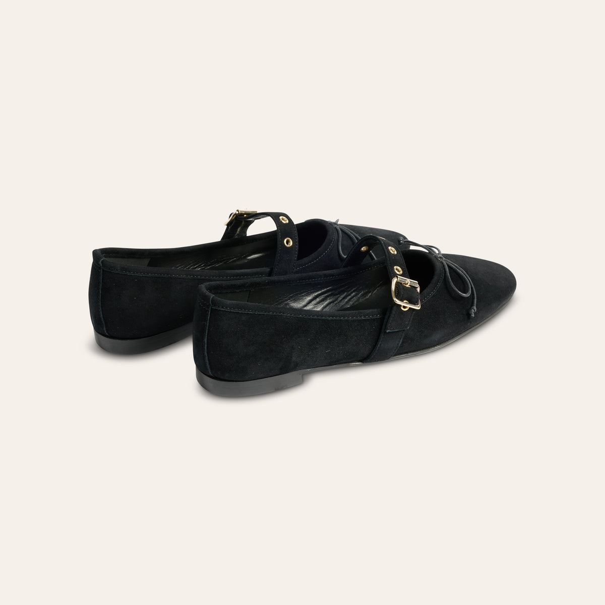 Como Buckle - Black Suede