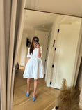 Load image into Gallery viewer, .
