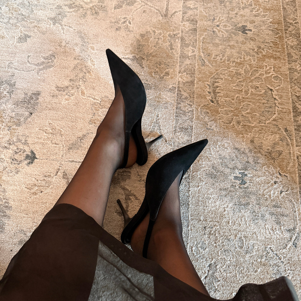Avola - Black Suede