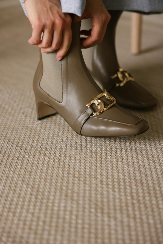 Alice - Taupe Leather