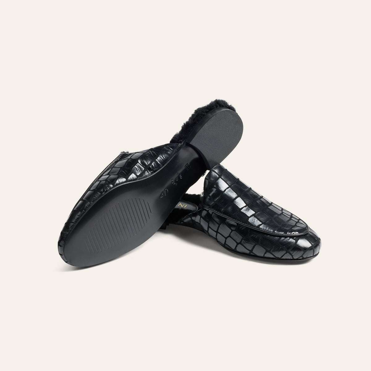 Alba Shearling - Black Croc