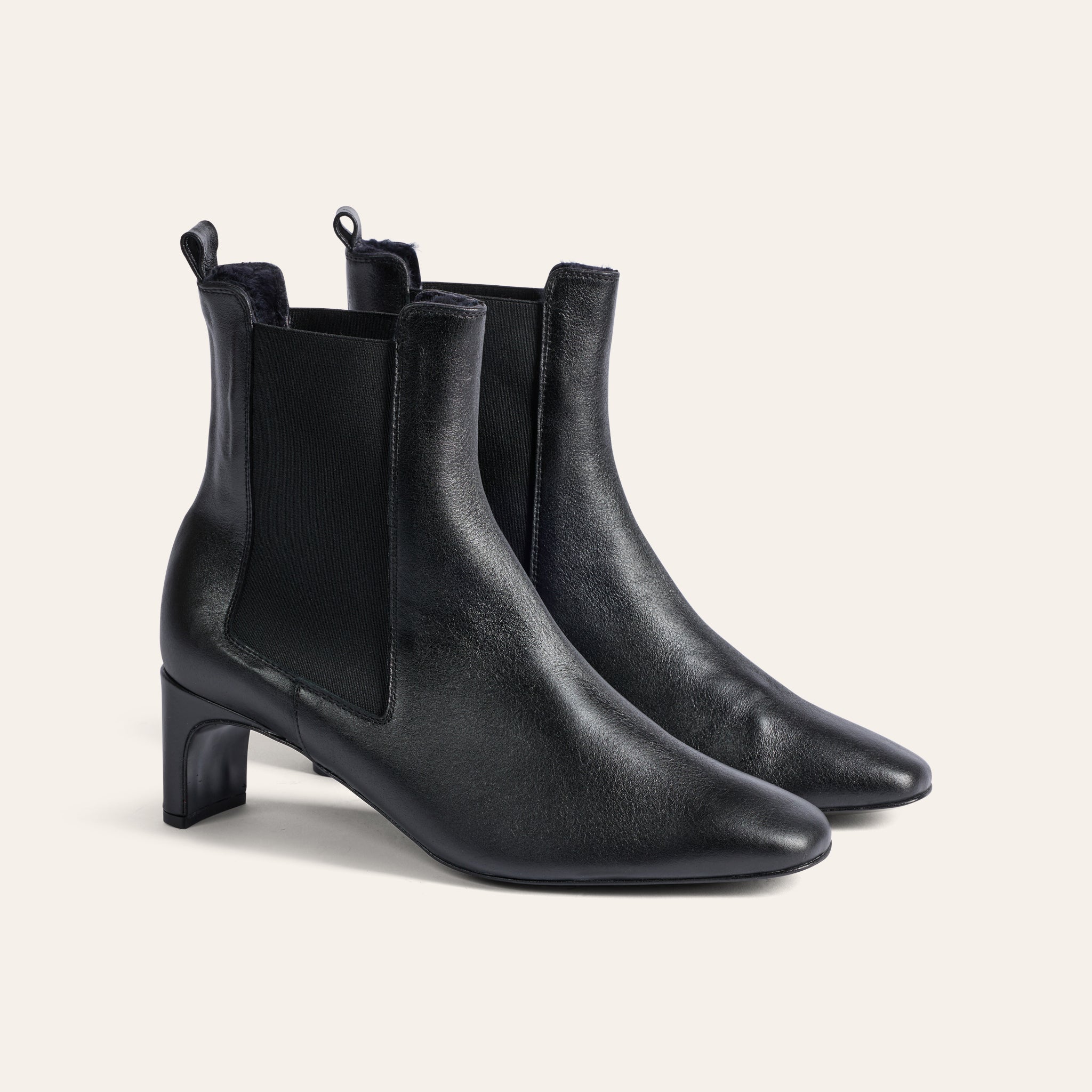 Arona Shearling - Black Mist