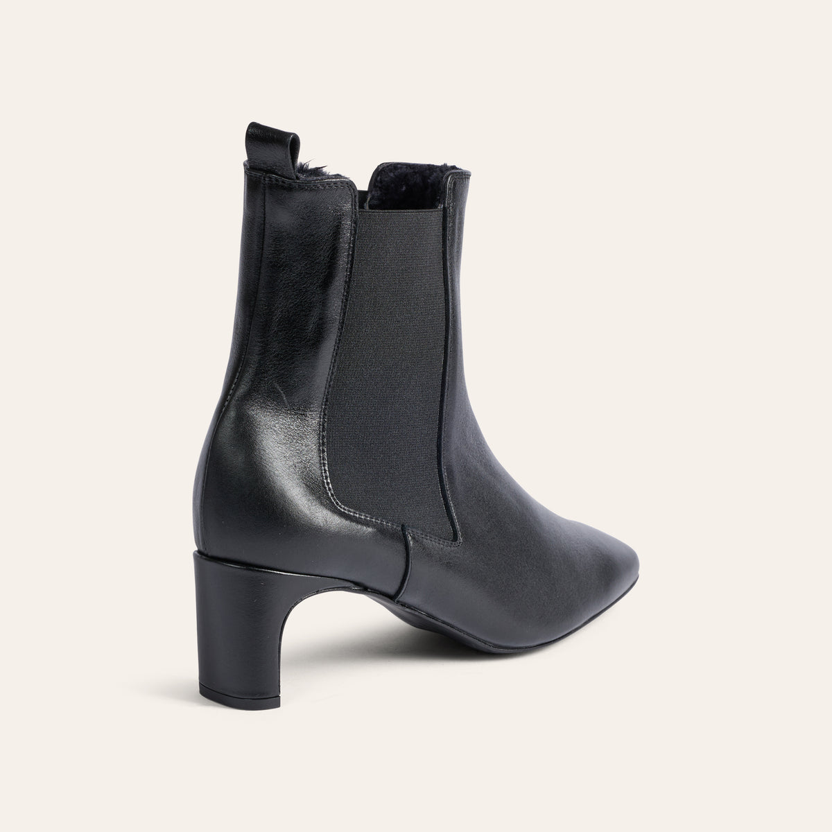 Arona Shearling - Black Mist