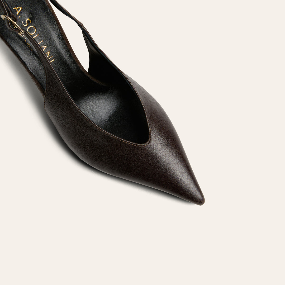 Avola - Chocolate Leather