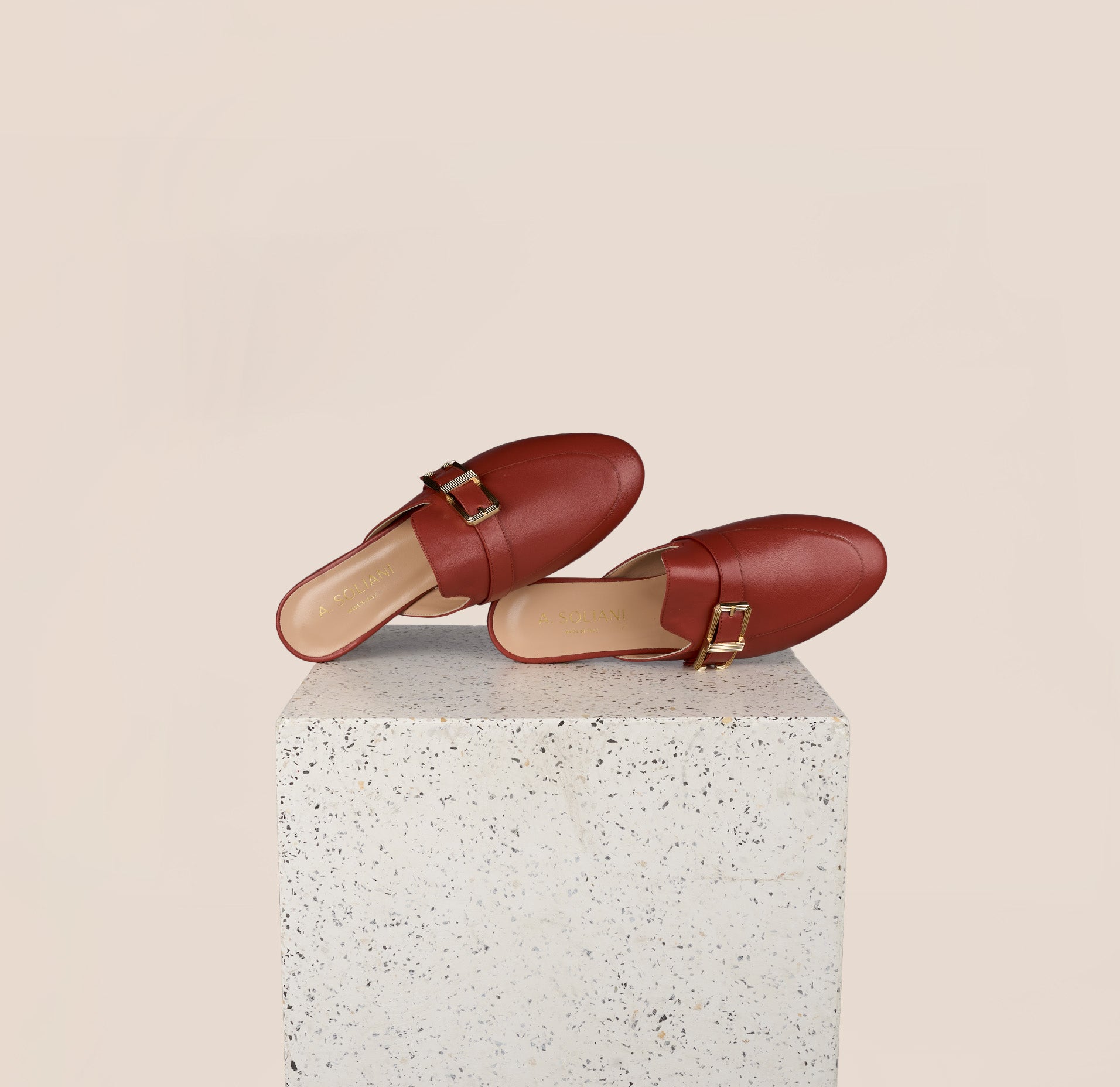Alba Buckle - Rust