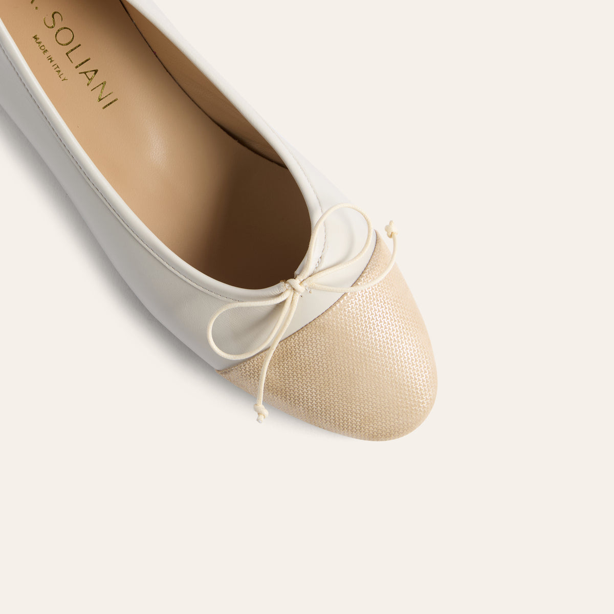 Como - Ivory/Gold Alike