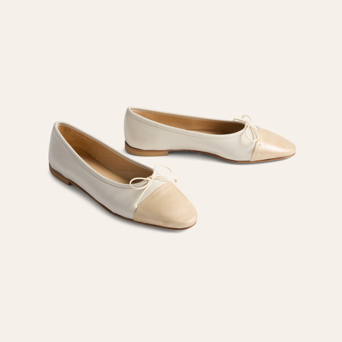 Como - Ivory/Gold Alike