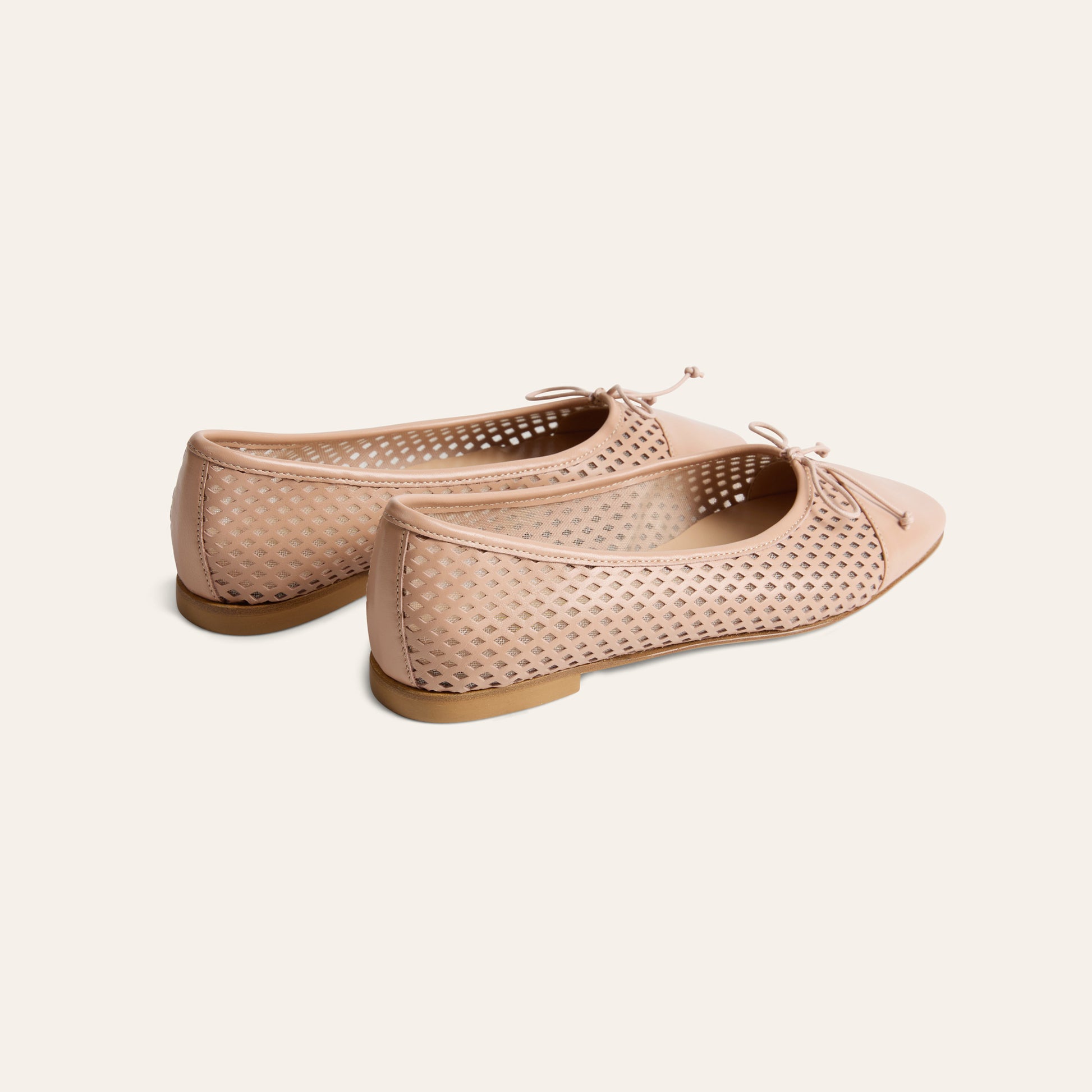 Como -  Perforated Nude