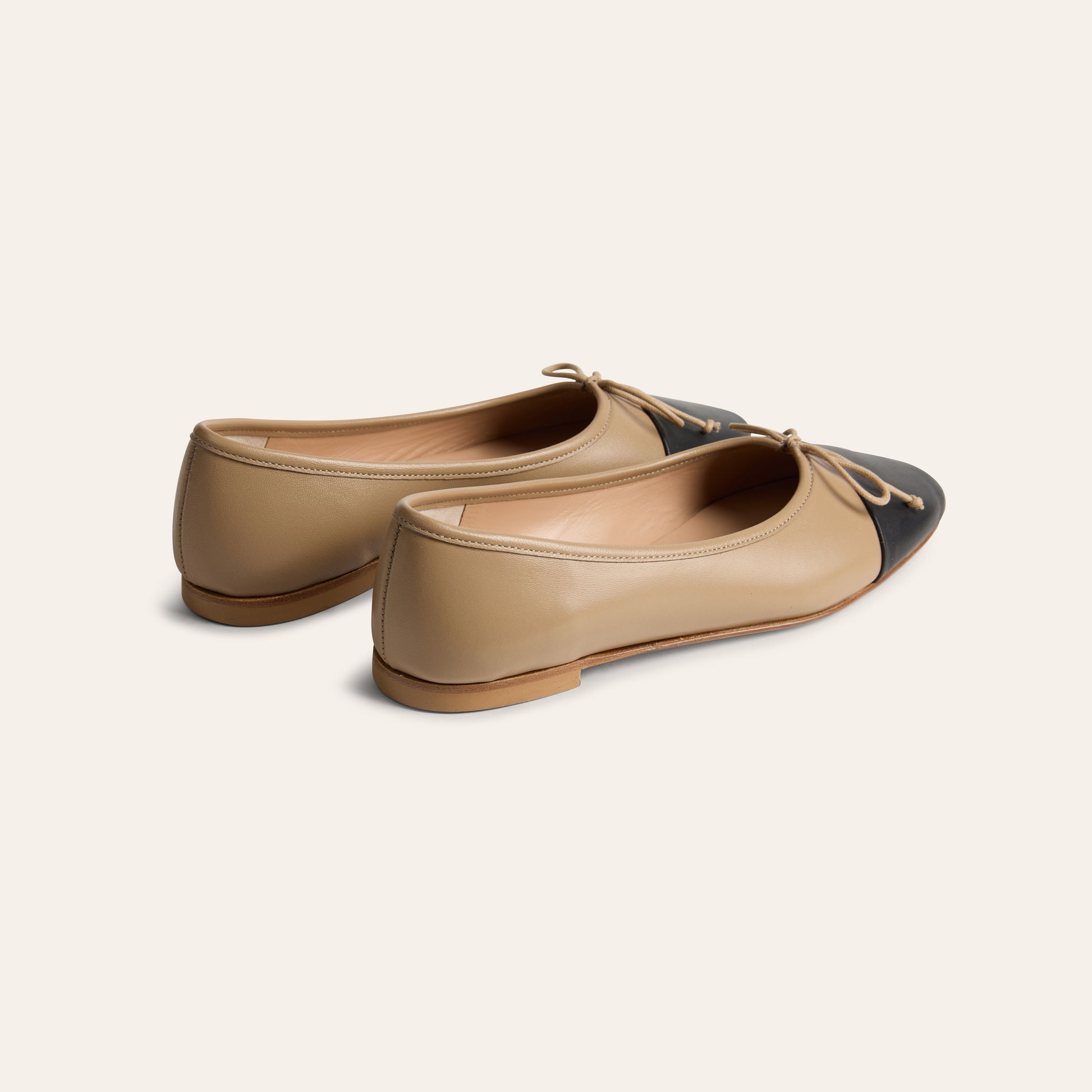Como - Light Taupe/Black
