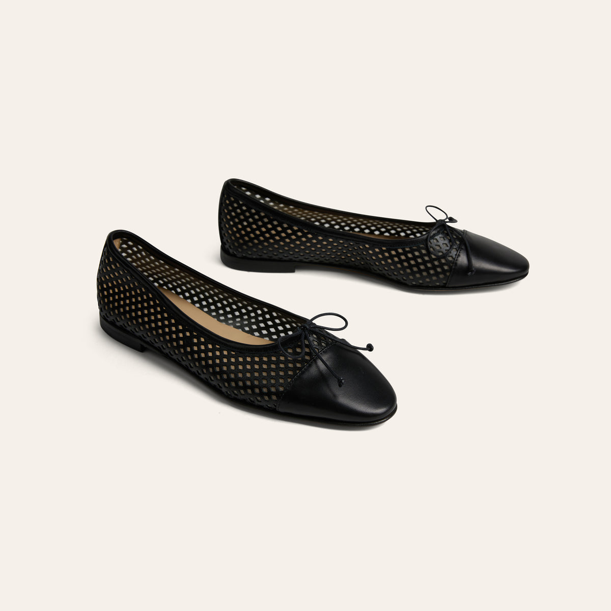 Como - Perforated Black Leather