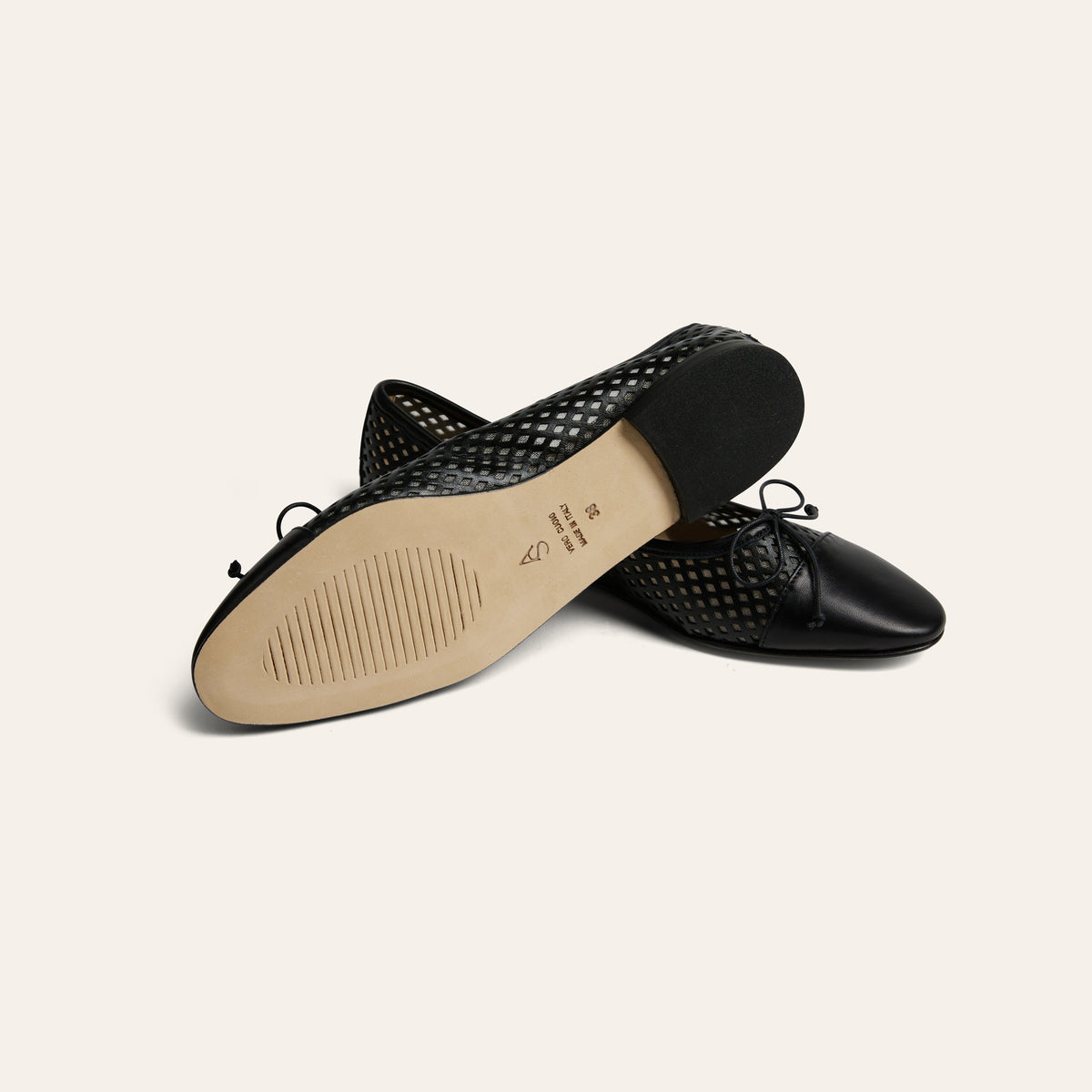Como - Perforated Black Leather
