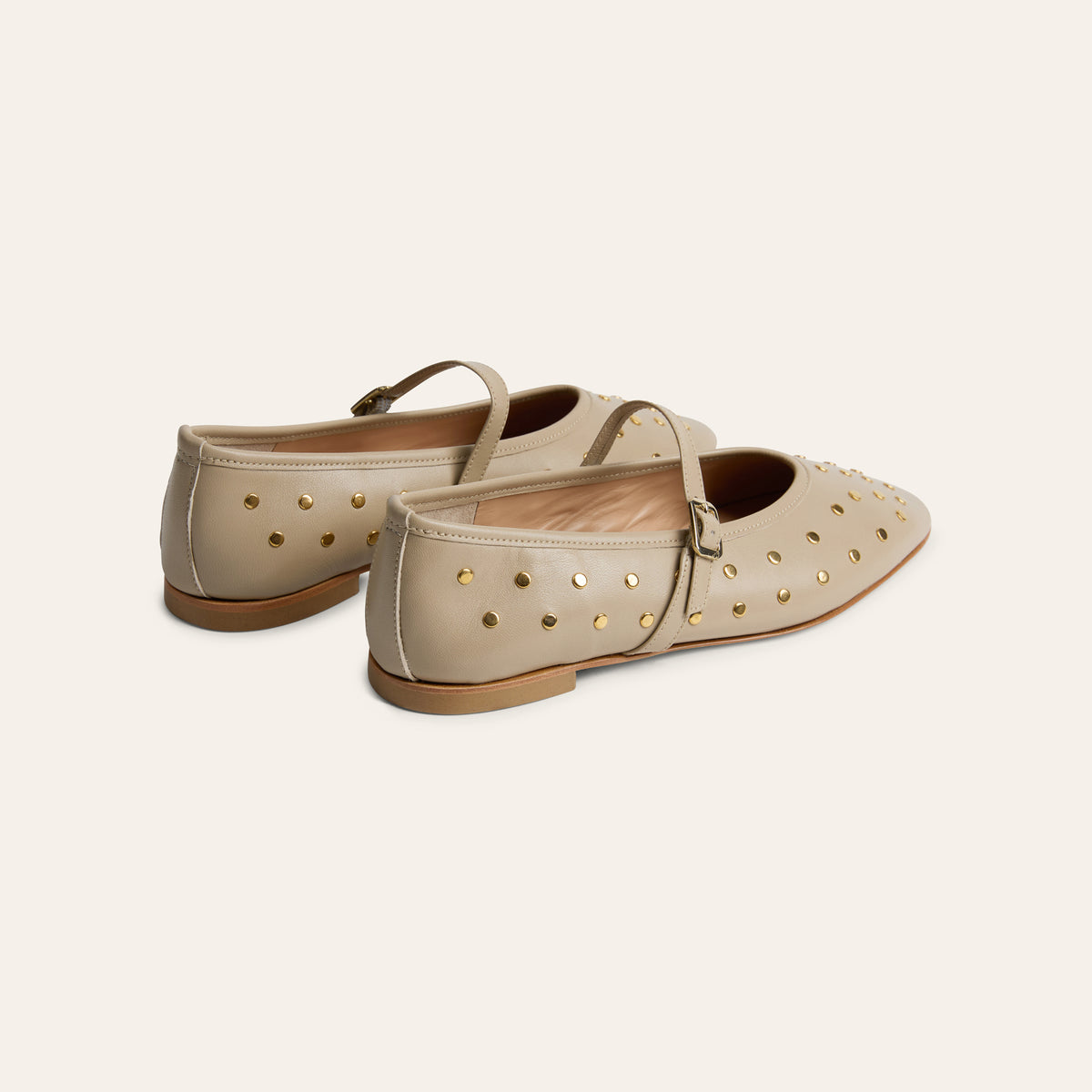 Cori Studs Beige