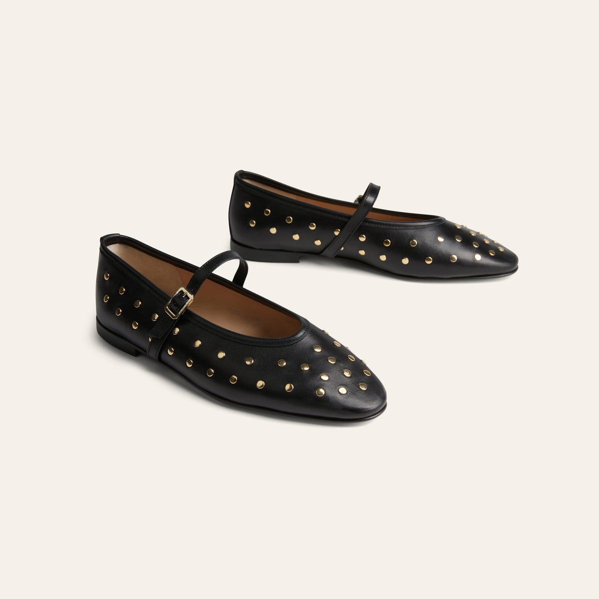Cori Studs - Black
