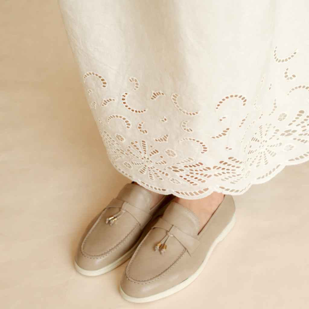 Lisa Tassels- Beige