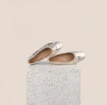 Load image into Gallery viewer, Como - Gold Rock
