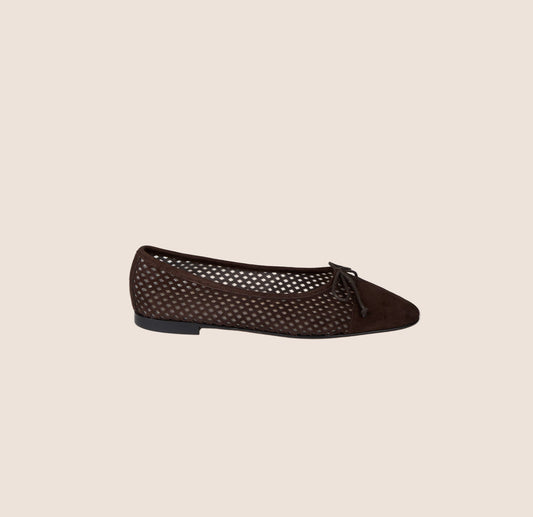 Como - Perforated Chocolate Suede (cap toe)