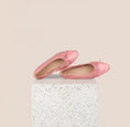 Load image into Gallery viewer, Como - Perforated Peony (cap toe)
