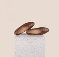 Load image into Gallery viewer, Como Studs-Pecan
