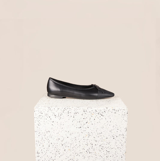 Como Italian Leather Ballet Flats in Black Leather/Diamond Side