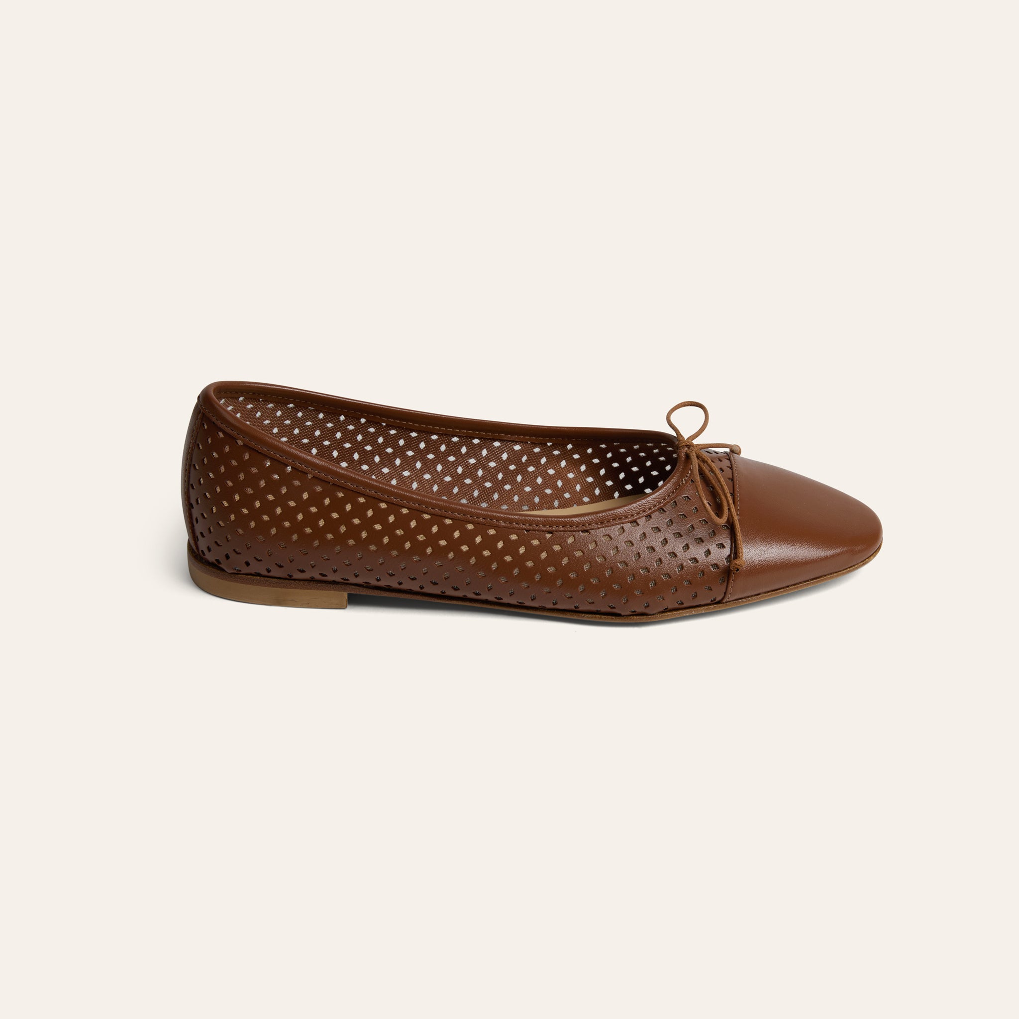 Como - Perforated Cognac