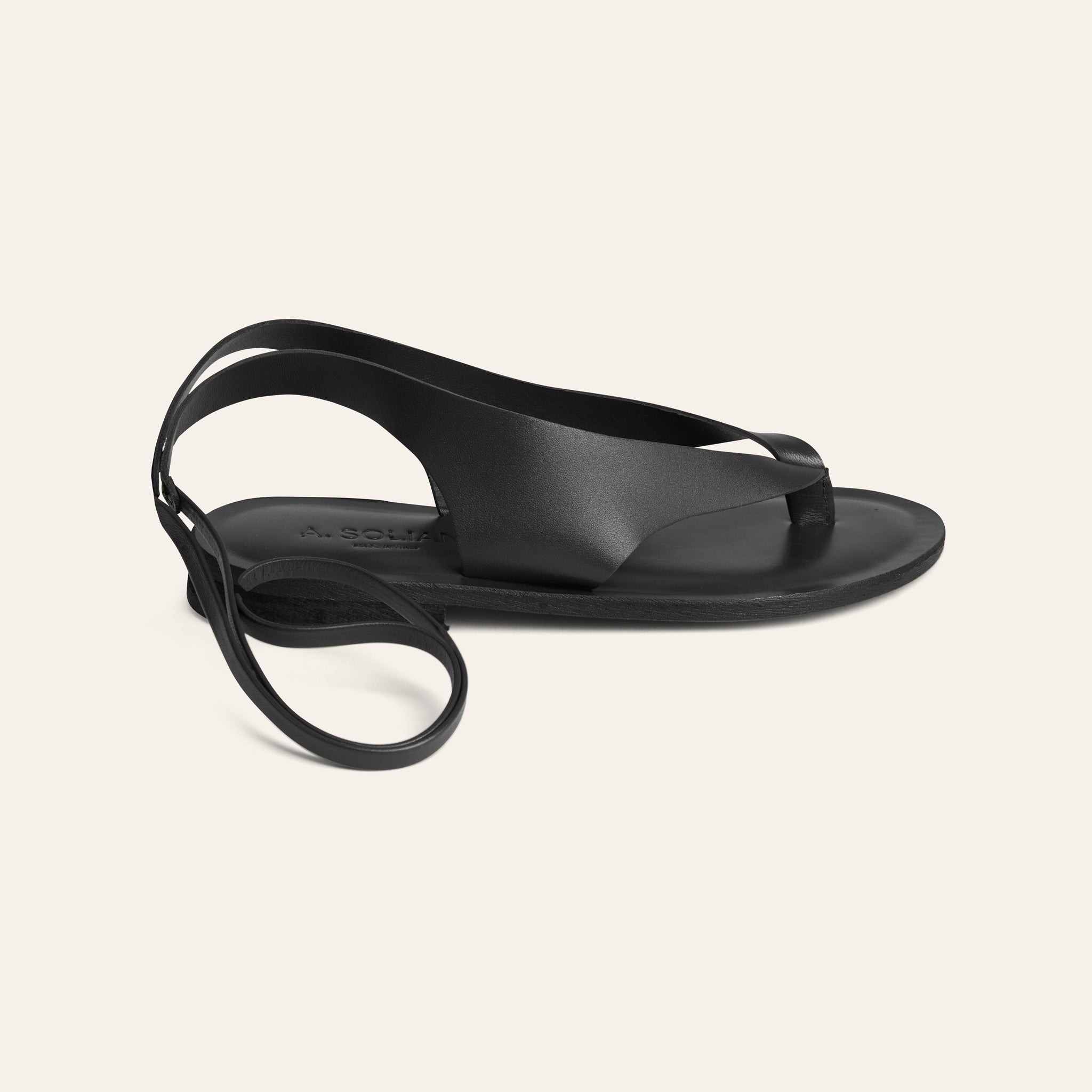 Doria - Black