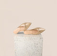 Load image into Gallery viewer, Empoli Fiocco Gold Foil Flats
