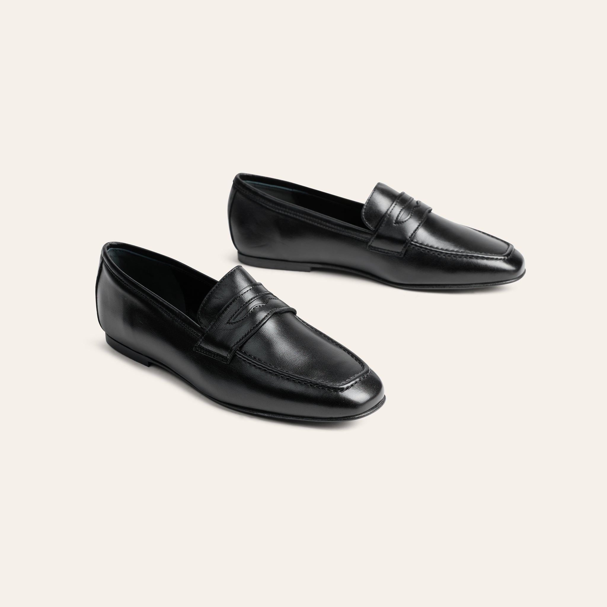 Lodi Due - Black Leather
