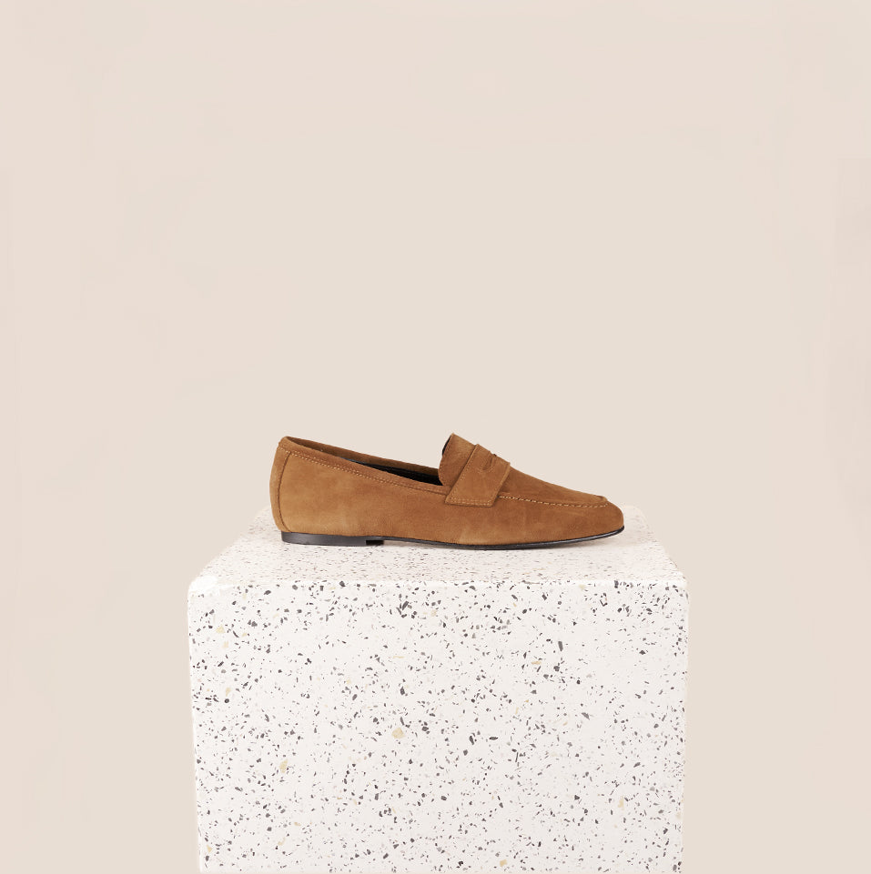 Lodi Due Amaretto Suede Side