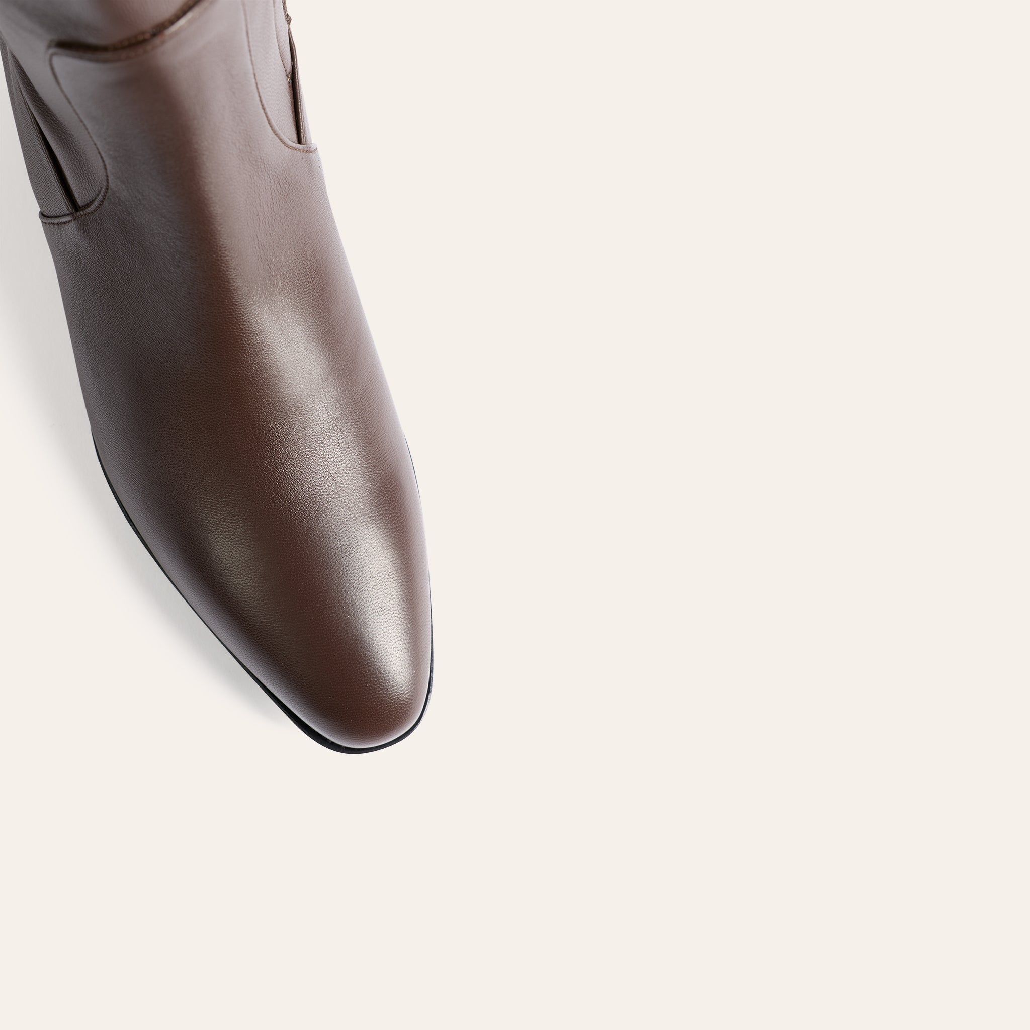 Lugo - Chocolate Leather