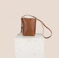 Load image into Gallery viewer, Palma-Caramel
