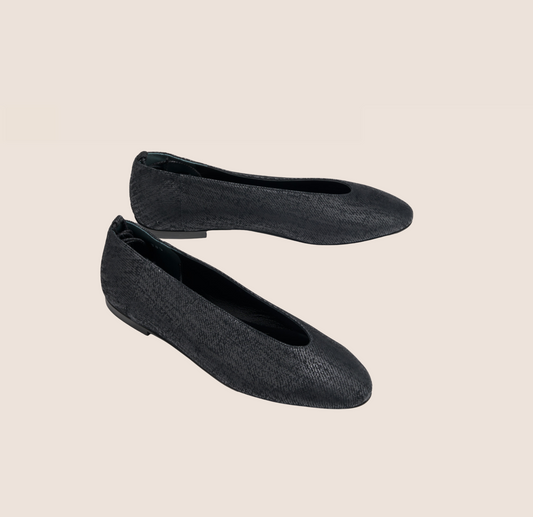 Scala - Black Twill (Removable Ties)