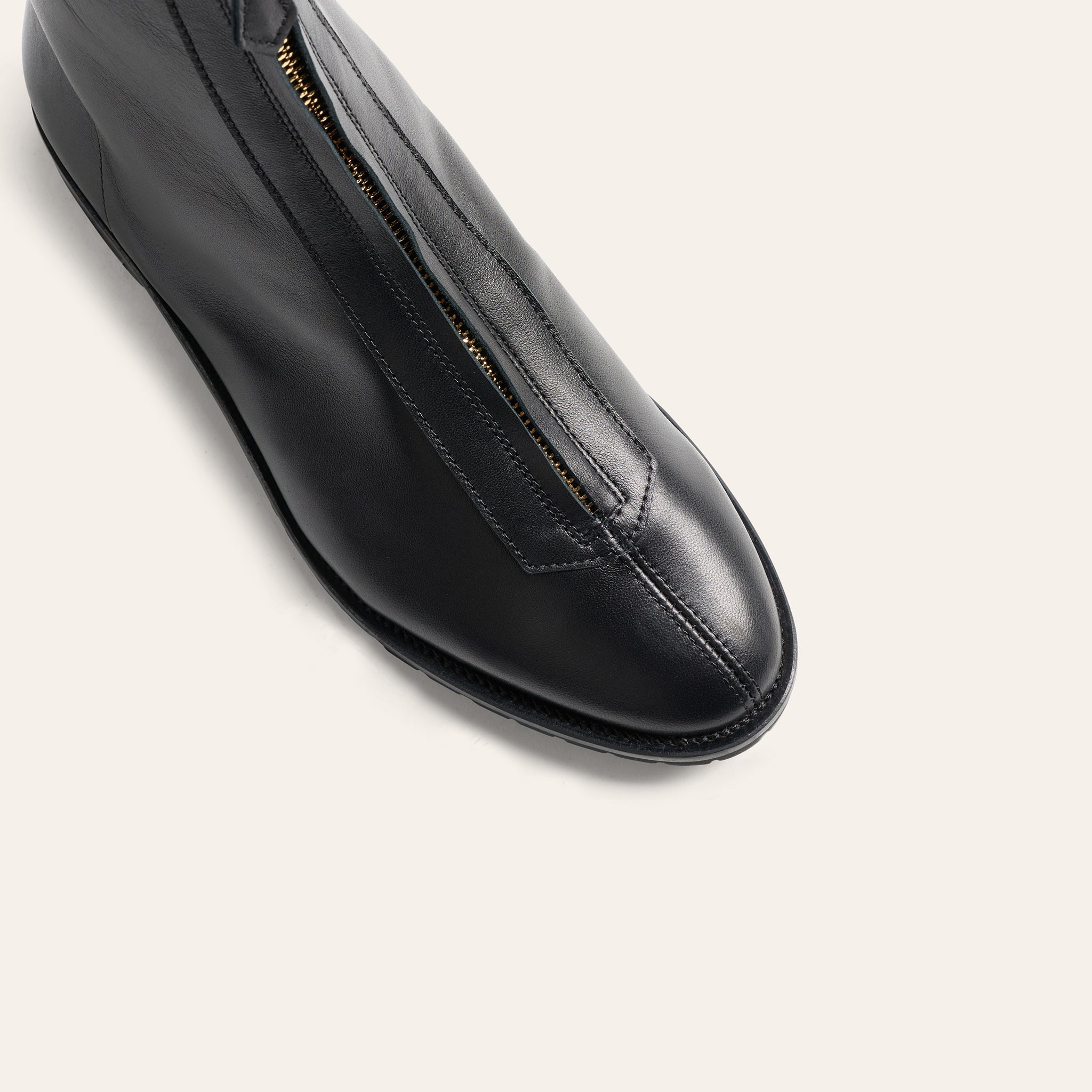 Roma Due - Black Leather