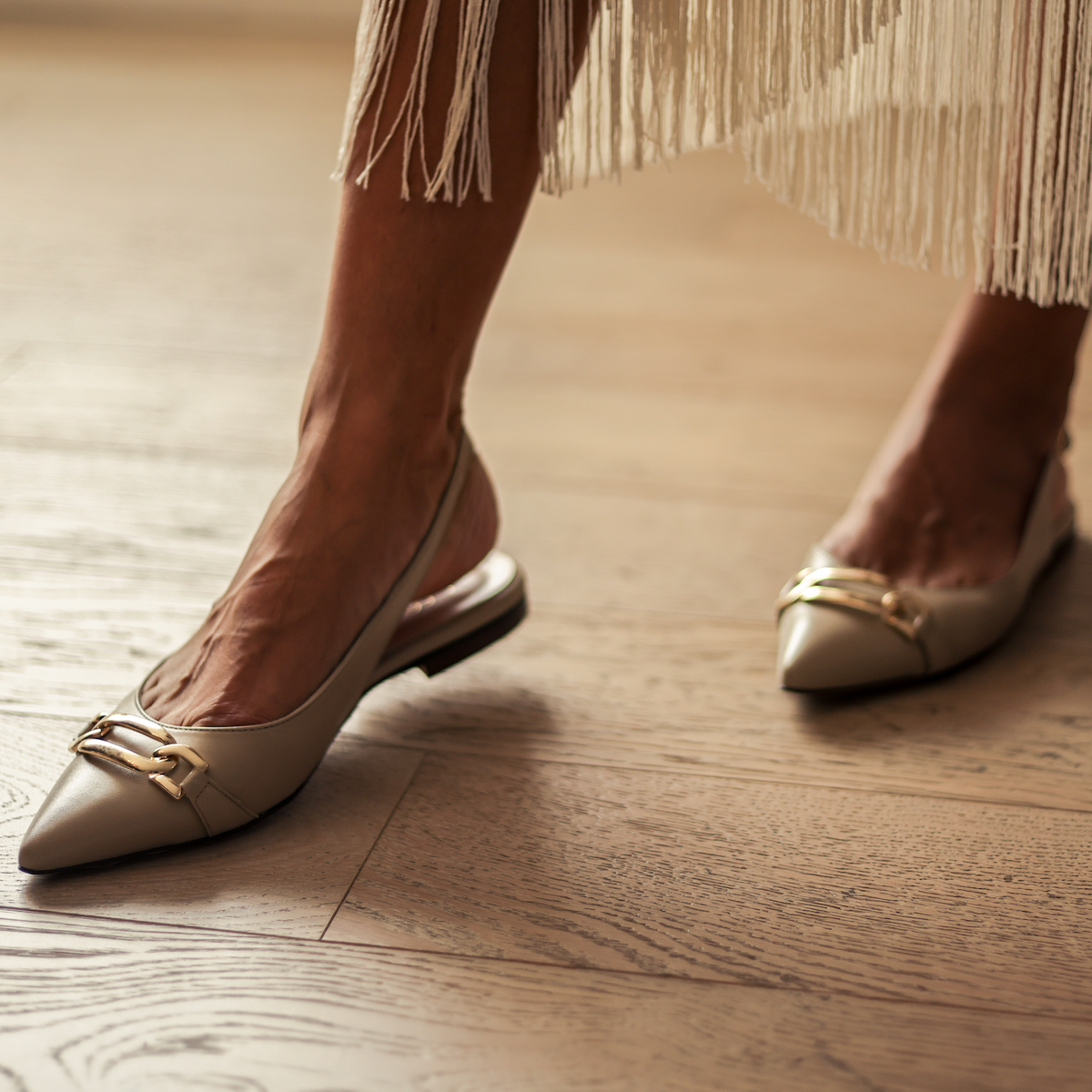 Slingback.