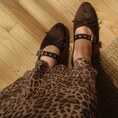 Load image into Gallery viewer, Como Buckle - Chocolate Suede
