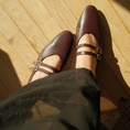 Load image into Gallery viewer, Cori 2 Buckle - Wine
