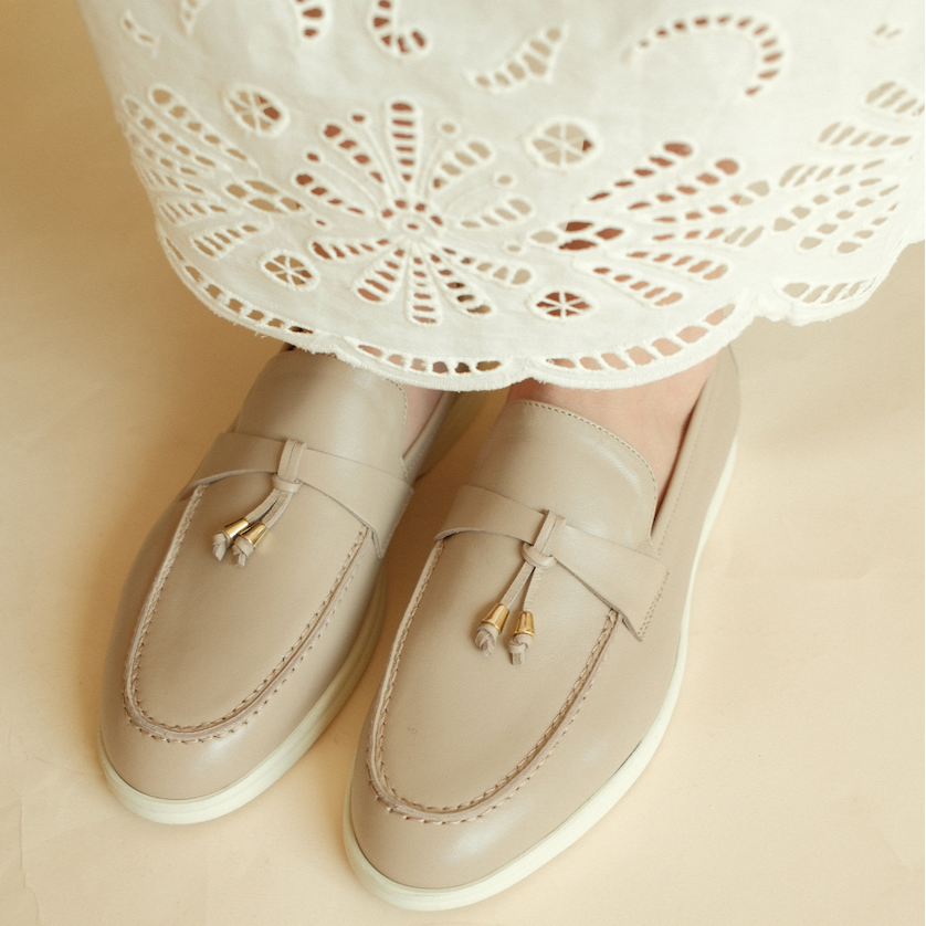 Lisa Tassels- Beige