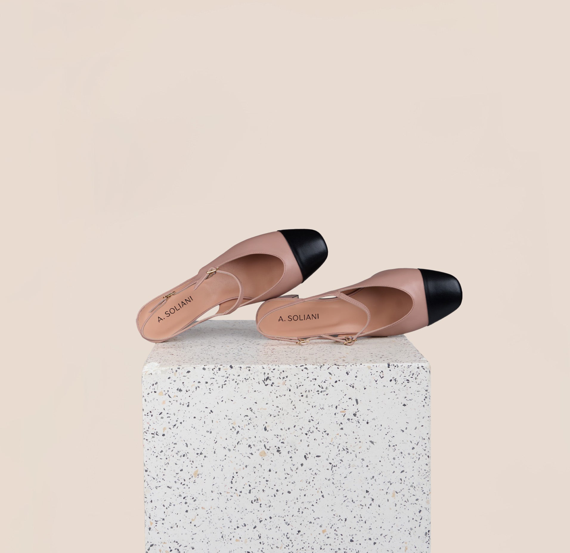 Selva  - Beige Nude/ Black