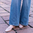 Load image into Gallery viewer, Como Studs-Beige Nude
