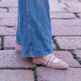 Load image into Gallery viewer, Salento 2 Buckle -Rete Rose Wind
