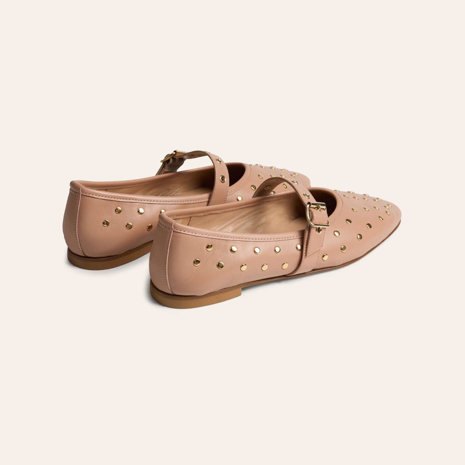 Como Buckle - Nude Studs