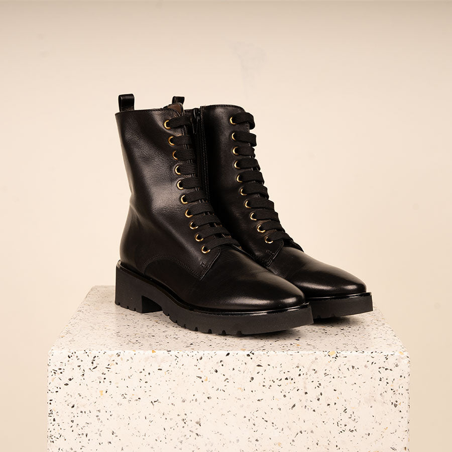 Asti Sport - Black Leather