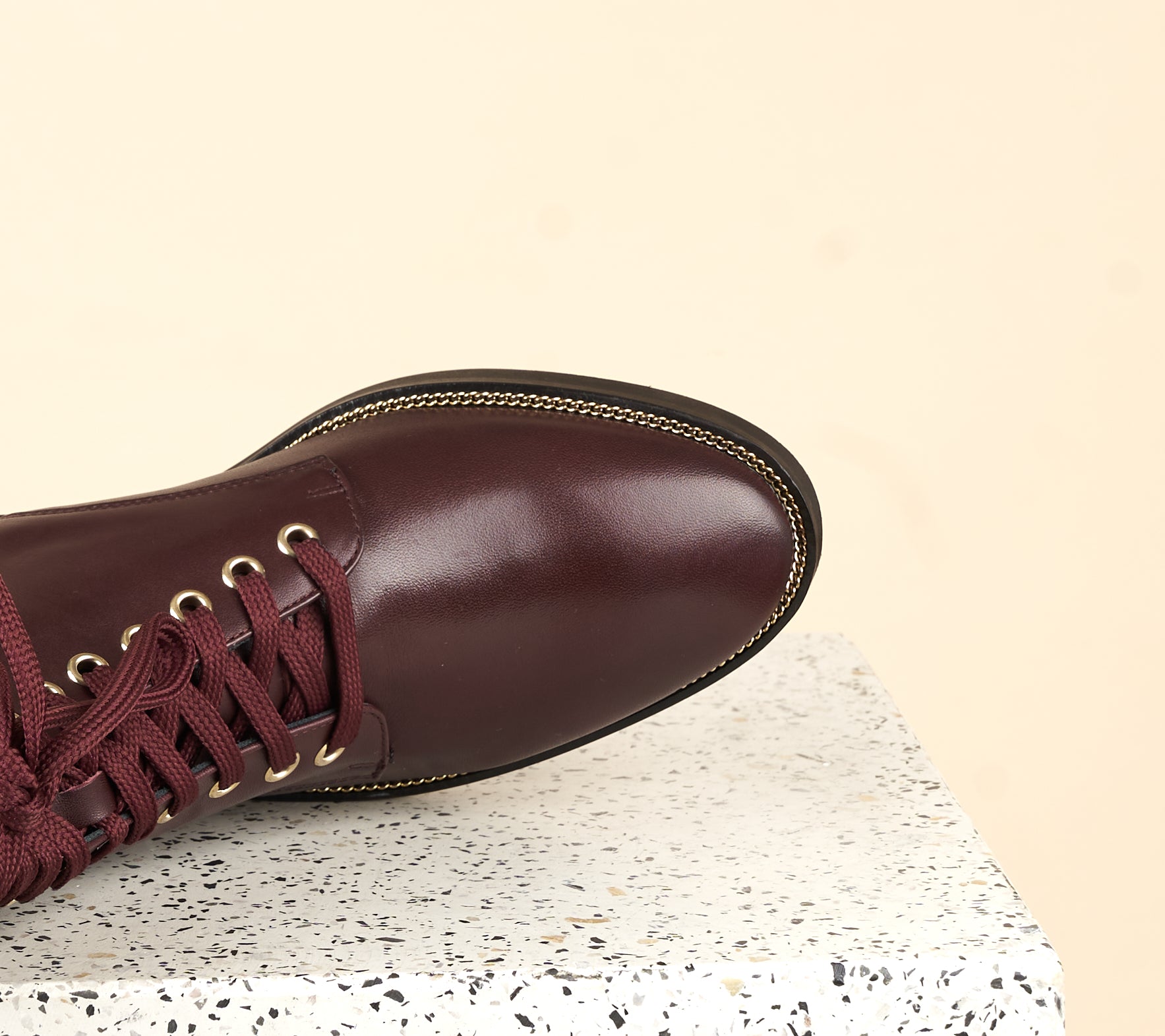 Asti Due - Wine Leather