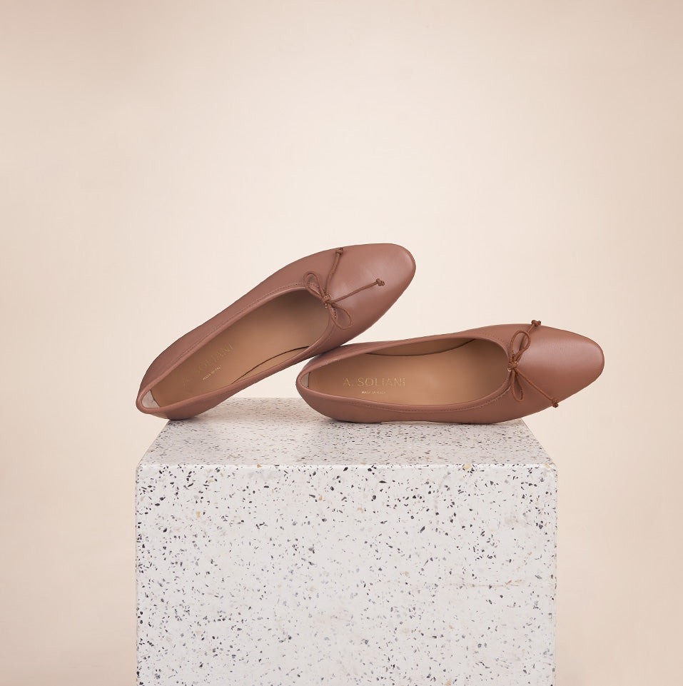 Como Italian Leather Ballet Flat in Desert Rose 