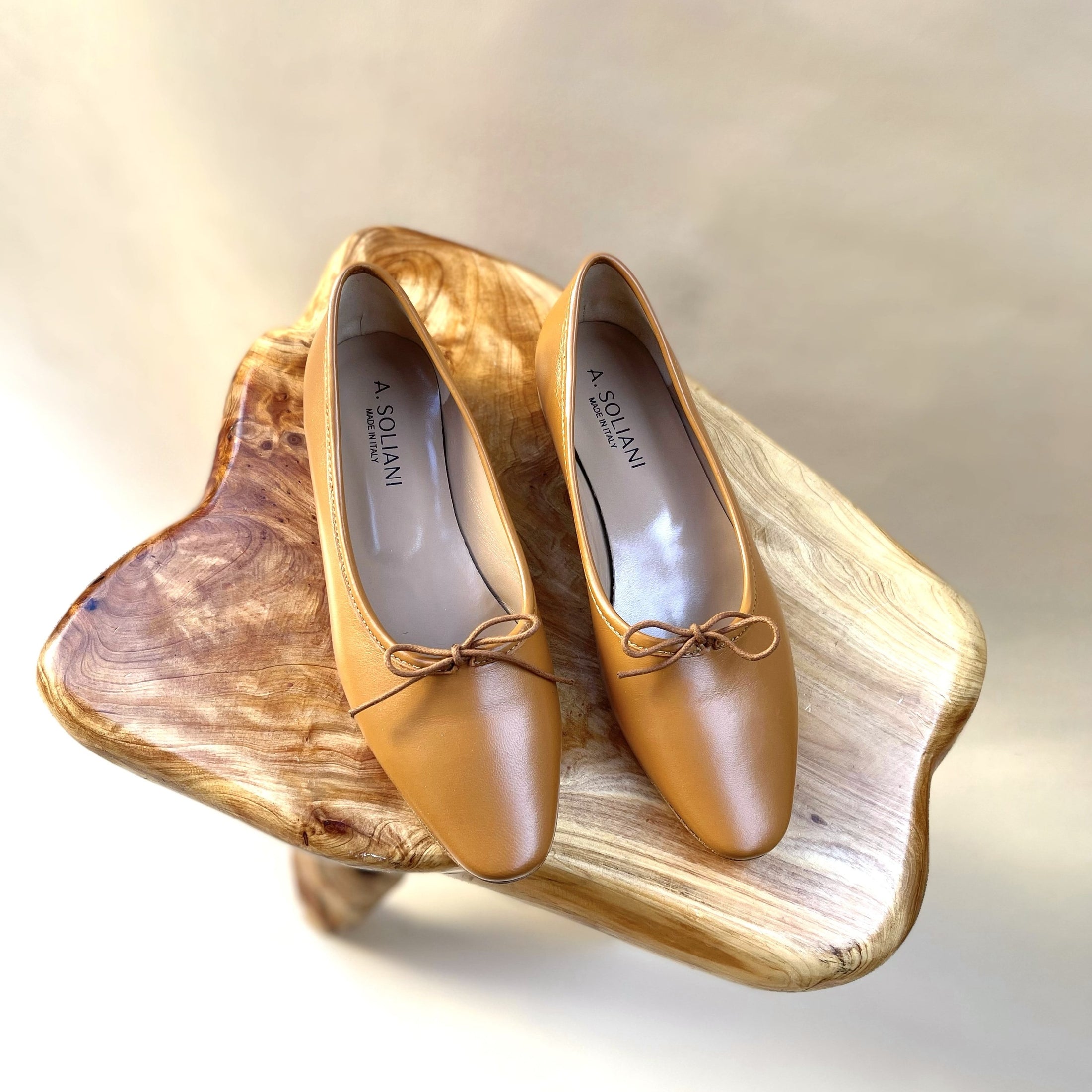 The Como Ballet Flat in Light Brown