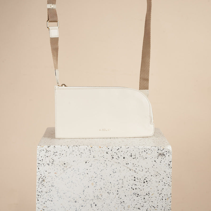 Leather crossover bag in Ivory