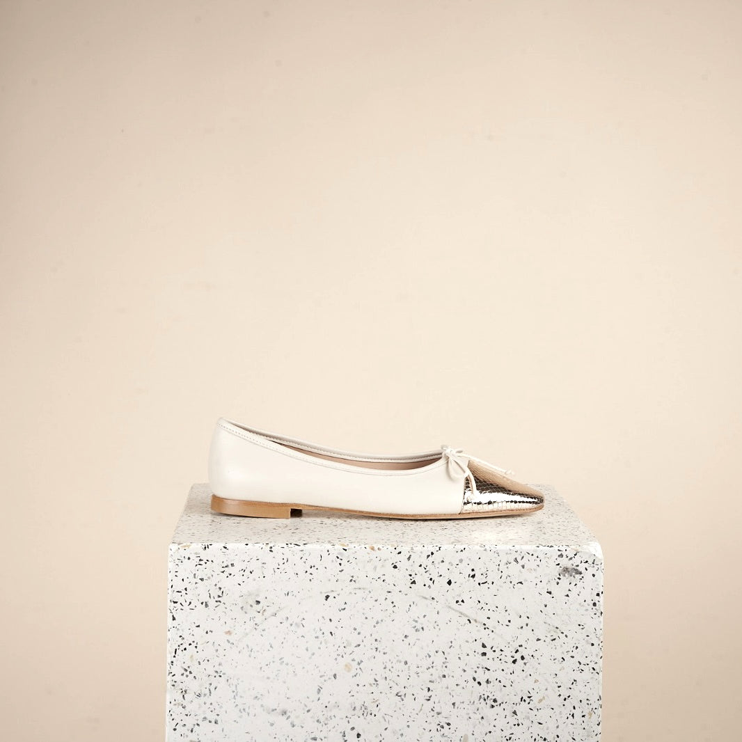 Como Italian Leather Ballet Flats in White/Gold Snake